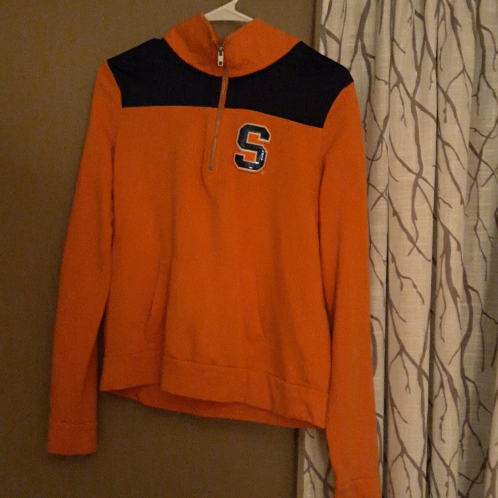 Women's pullover VS pink syracuse sweatshirt